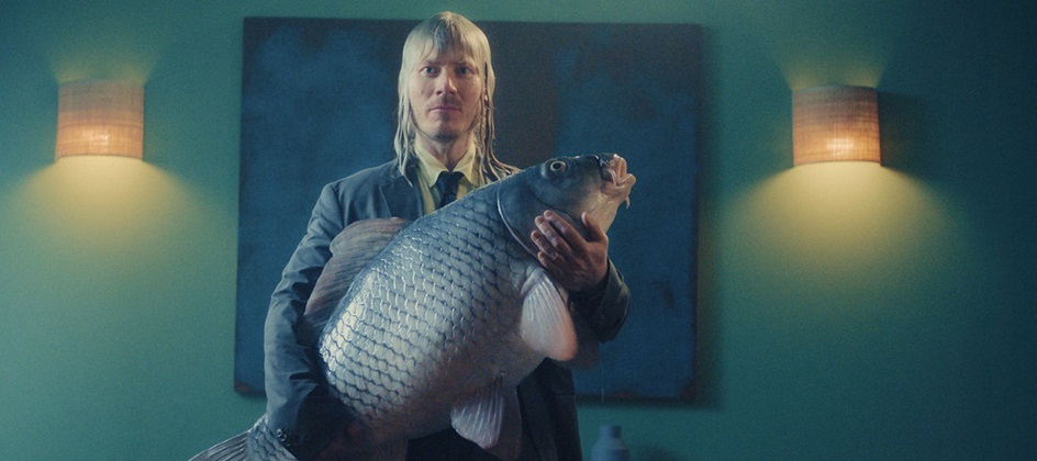 O2 bringt Humor in die Telekom-Branche – mit einem sprechenden Fisch und einer Kundenversprechen